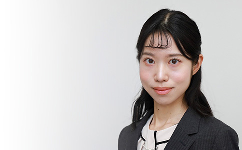 弁護士 中上 奈美